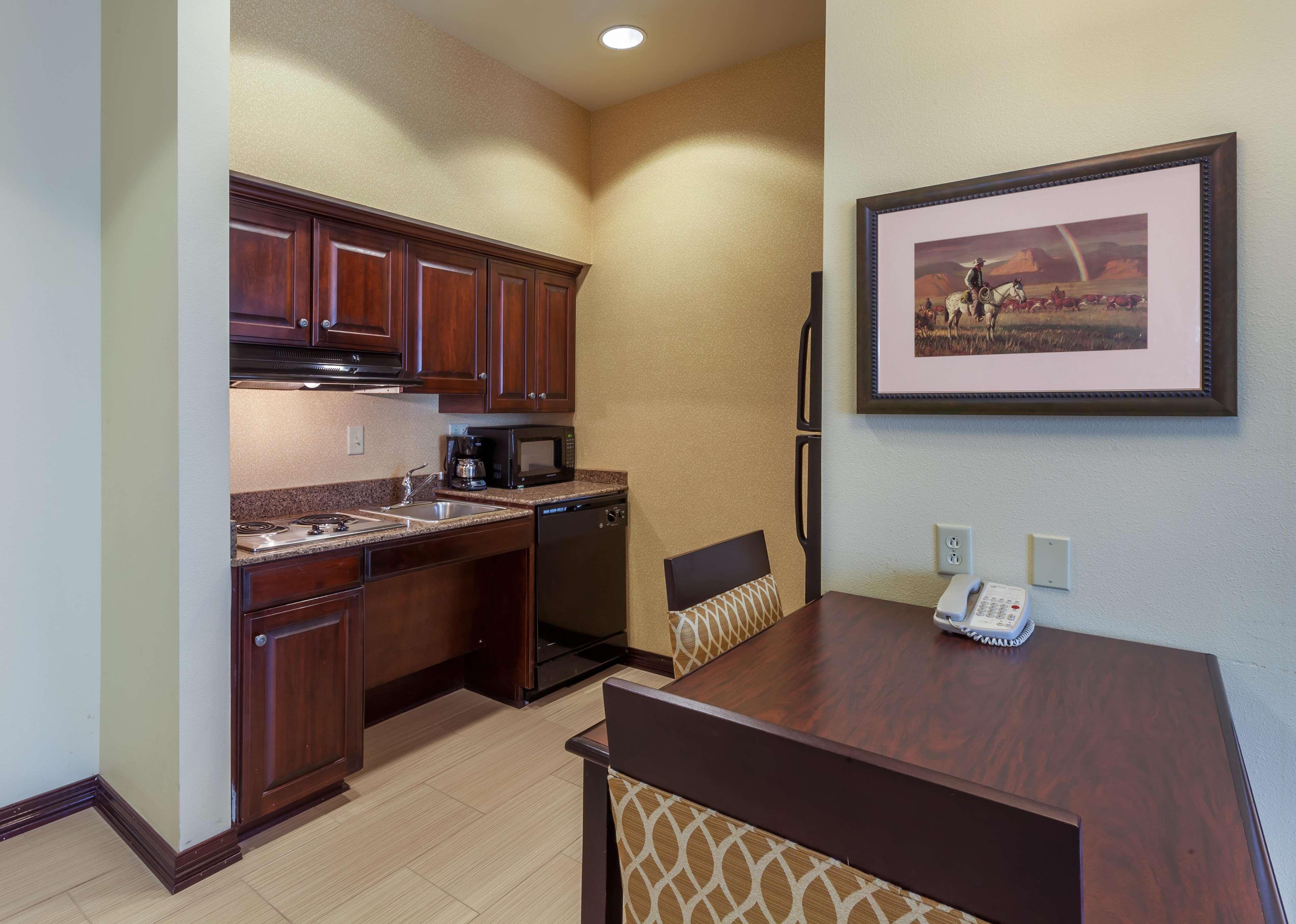 Homewood Suites Wichita Falls Exterior photo